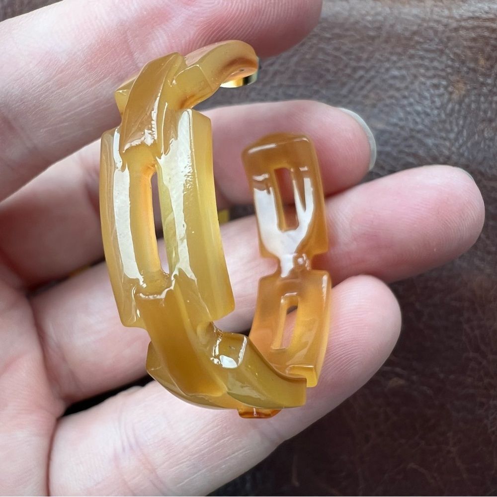 Tan Plastic Chain Link Hoop Earrings NWOT